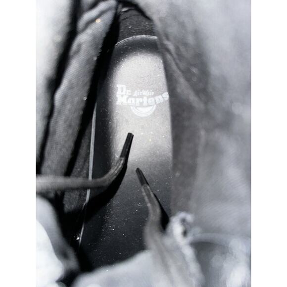 Doc‎ Martens Rose Boots Embroidered 1460 Leather US 7 8 Hole - Picture 9 of 10